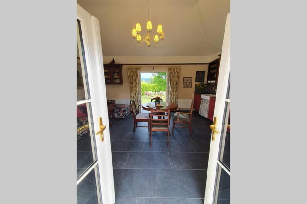 Yellow Heights Accommodation Tinahely 외부 사진